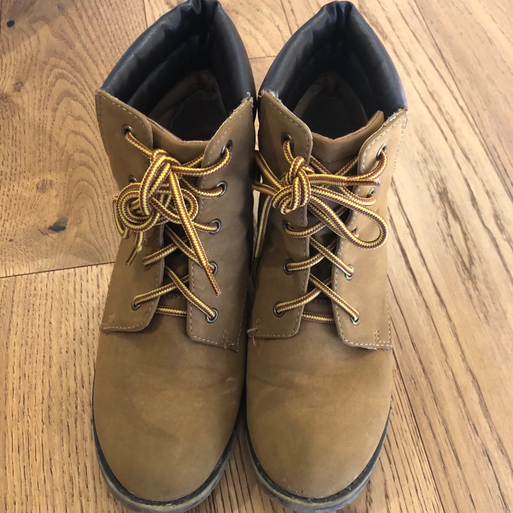 Madden girl timb style shoe